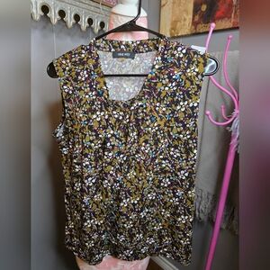 Nine West Sleeveless Floral Blouse
